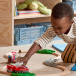 Brio 36102 Pullback Train Set 28 pieces