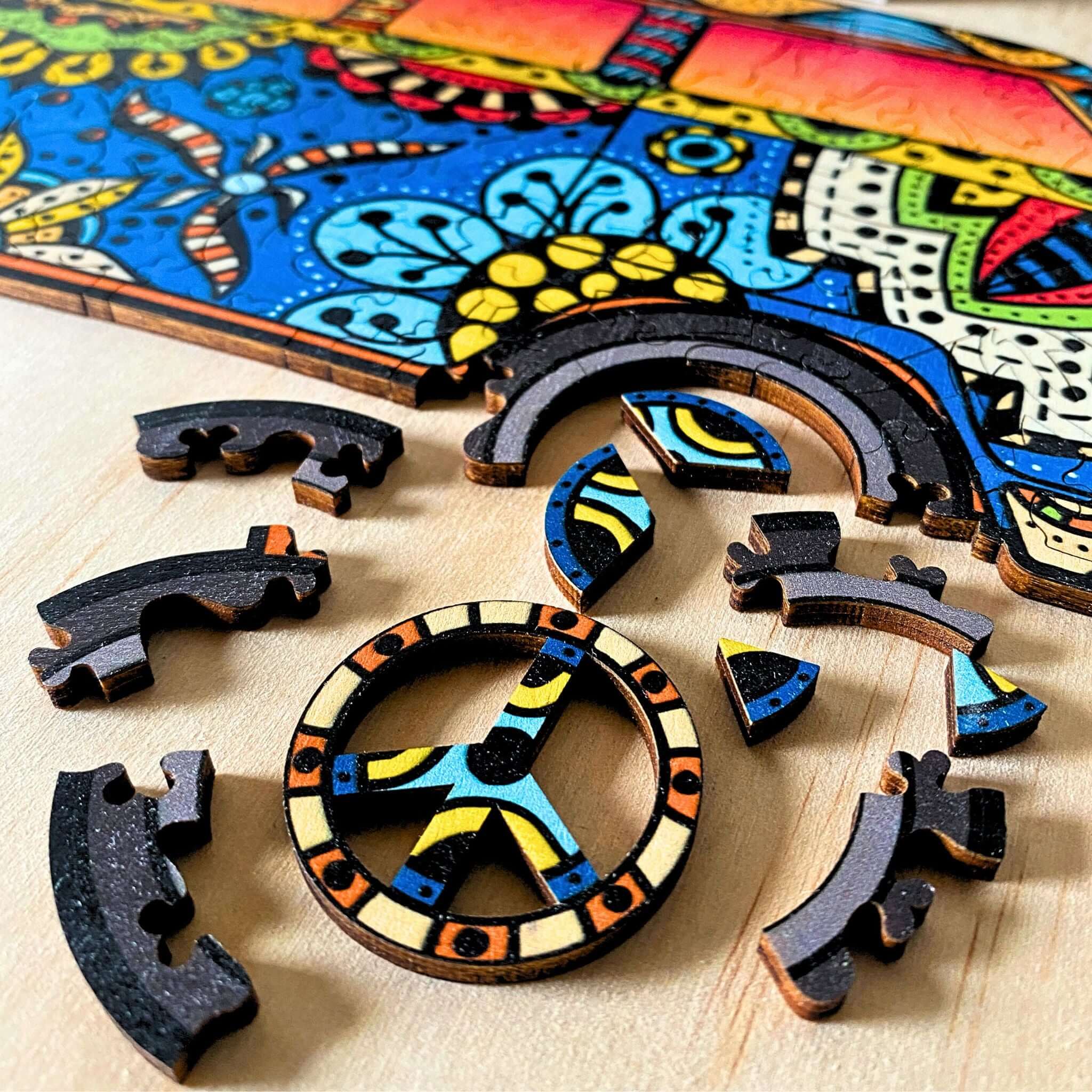 Twigg Puzzles Groovy Van 176pc Wooden Puzzle