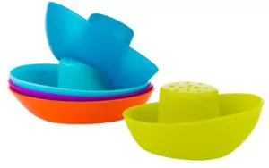 Boon Fleet Stack and Pour Boats Bath Toys