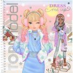 TOPModel Dress Me Up Sticker Book