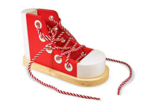 M&D Wooden Lacing Sneaker