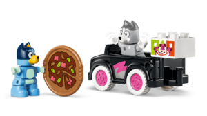 LEGO Duplo 10469 Pizza Girls with Muffin and Bluey