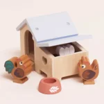 Le Toy Van LEME1202 Wooden Chicken Coop Set