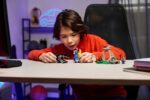 LEGO Fortnite 77075 Peely & Sparkplugs Camp