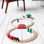 Brio 33028 Classic Travel Figure 8 Set