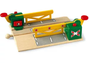 Brio 33750 Magnetic Action Crossing