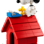 LEGO Ideas 21368 Peanuts: Snoopys Doghouse