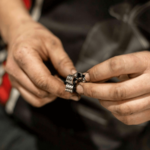 Silkworm Fidget Black