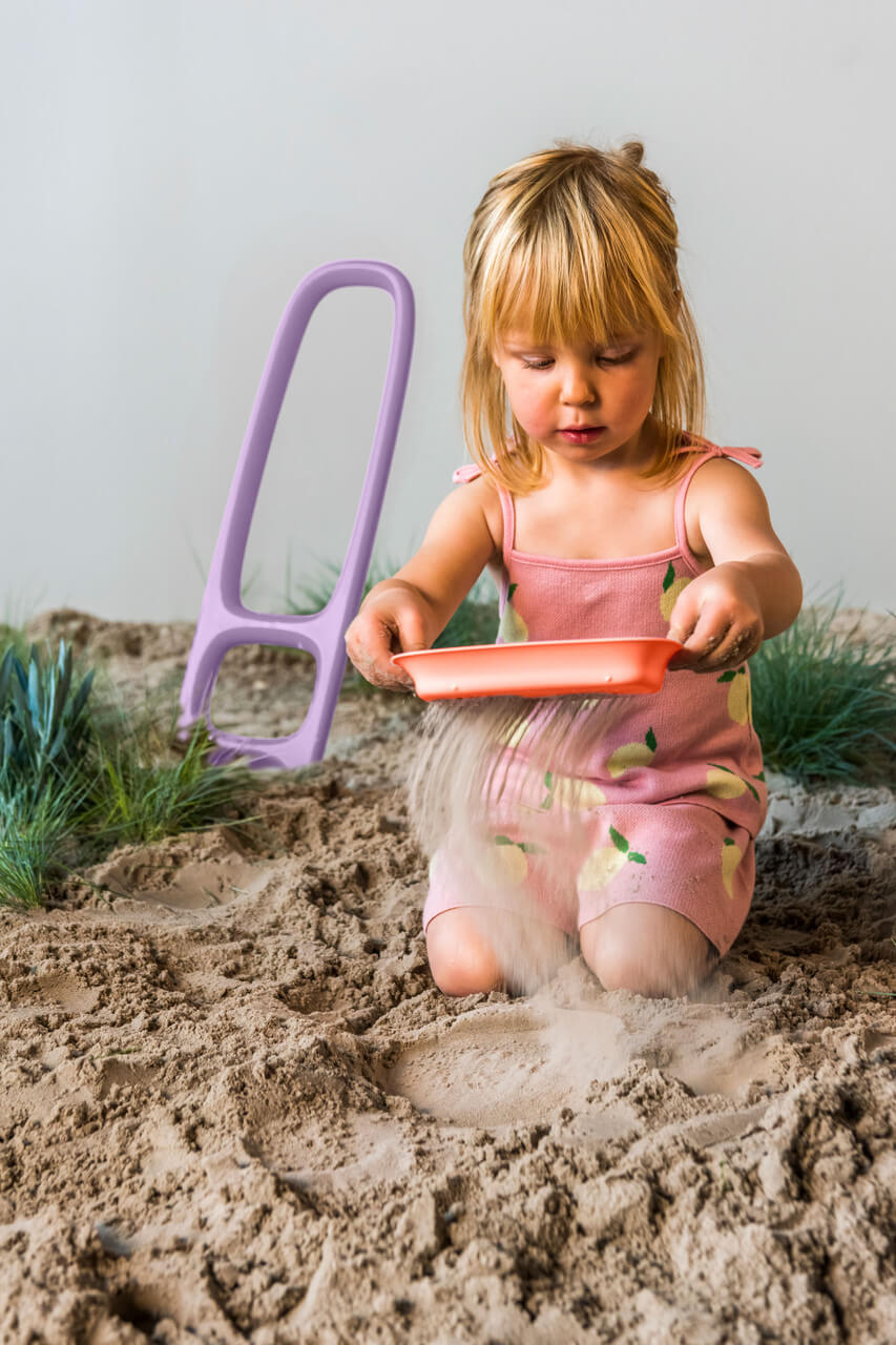 Quut Scoppi Shovel Play Tool - Lavender/Peach