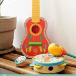 Djeco DJ6013 Animambo Ukulele