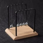 Newton’s Cradle 14cm
