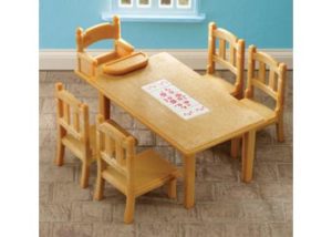 SF 4506 Family Table and Chairs